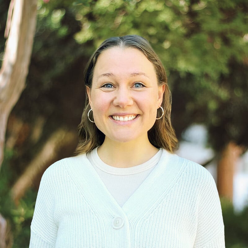 Loop-Headshots-Haela-800x800